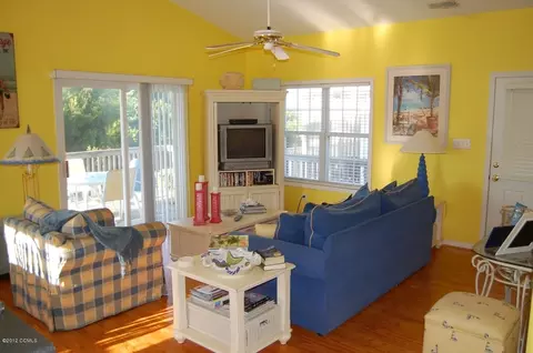 118 Terminal Blvd E, Atlantic Beach, NC 28512 photo 5