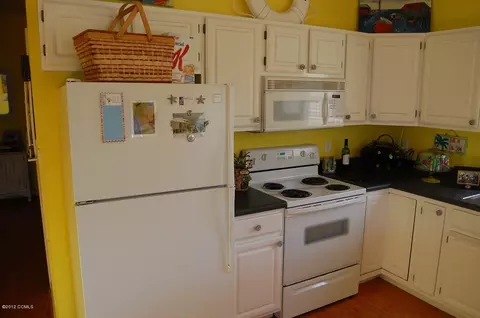 118 Terminal Blvd E, Atlantic Beach, NC 28512 photo 7