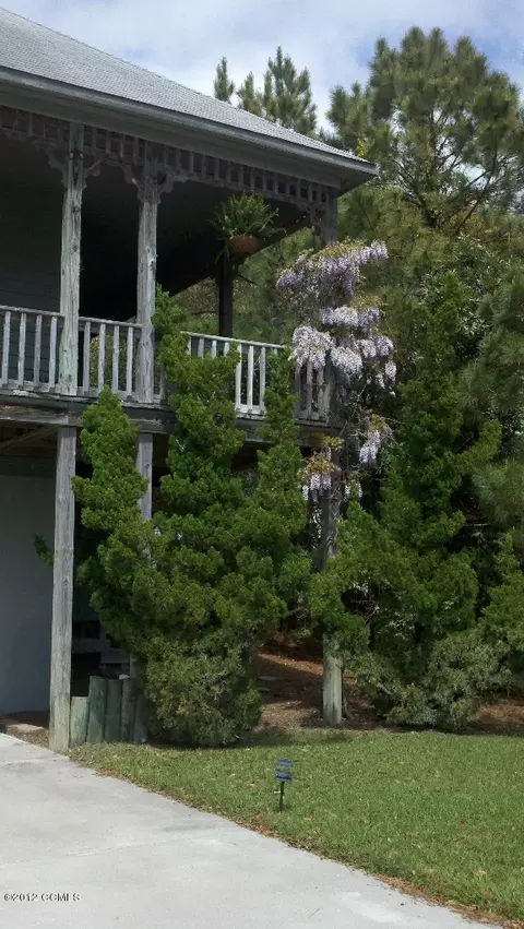 426 Cape Emerald Loop, Emerald Isle, NC 28594 photo 2