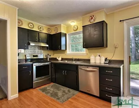 311 E Whatley St, Pooler, GA 31322 photo 6