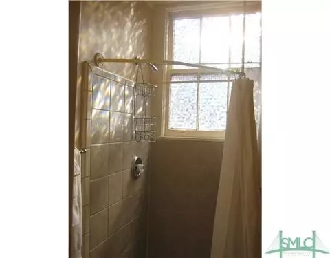 210 E State St #32, Savannah, GA 31401 photo 2