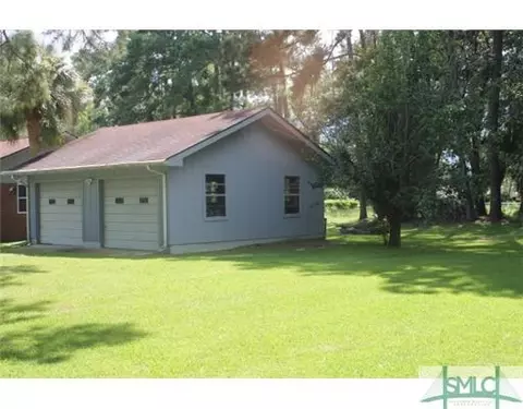 134 Circle Dr, Midway, GA 31320 photo 4