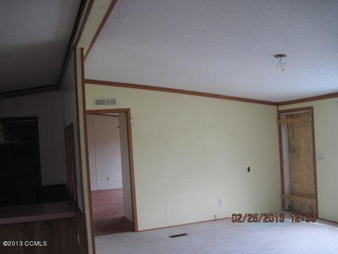 212 Mckae Dr, Gloucester, NC 28528 photo 4