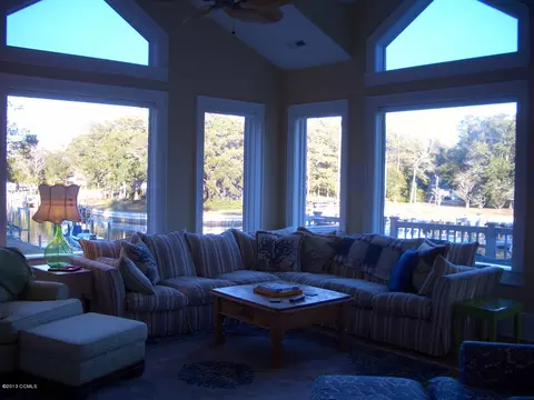 108 Arborvitae Ct, Pine Knoll Shores, NC 28512 photo 16