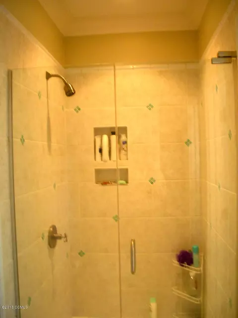 108 Arborvitae Ct, Pine Knoll Shores, NC 28512 photo 8