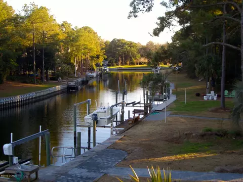 108 Arborvitae Ct, Pine Knoll Shores, NC 28512 photo 19