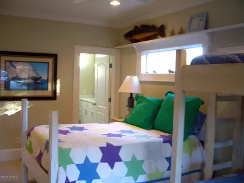 108 Arborvitae Ct, Pine Knoll Shores, NC 28512 photo 11
