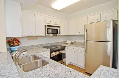 2111 Fort Macon Rd W #121 DUNESCAPE, Atlantic Beach, NC 28512 photo 1
