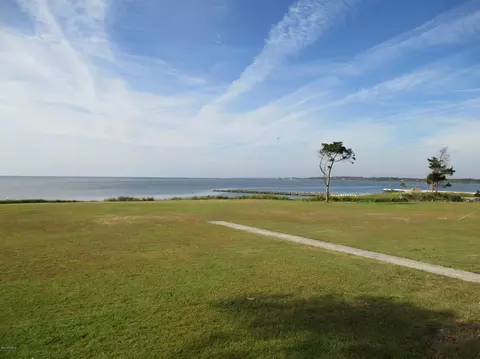 470 Seashore Dr, Atlantic, NC 28511 photo 6