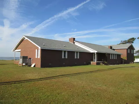 470 Seashore Dr, Atlantic, NC 28511 photo 1