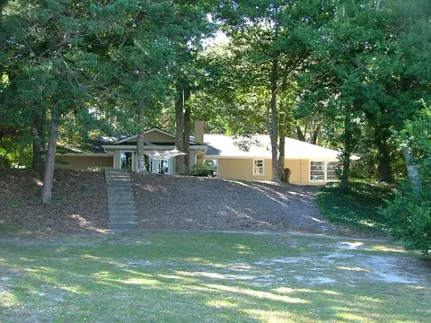 190 Oakleaf, Pine Knoll Shores, NC 28512 photo 19