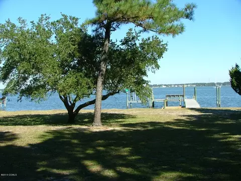 190 Oakleaf, Pine Knoll Shores, NC 28512 photo 20