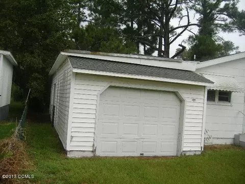 345 Shell Rd, Atlantic, NC 28511 photo 2
