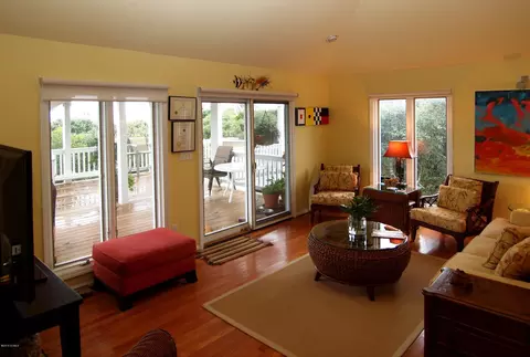 104 Stuart Ave, Emerald Isle, NC 28594 photo 6