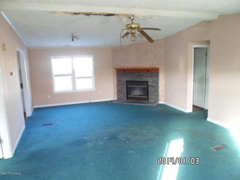 228 Mckae Dr, Gloucester, NC 28528 photo 9