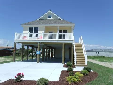 117 E Bogue Blvd, Atlantic Beach, NC 28512 photo 2