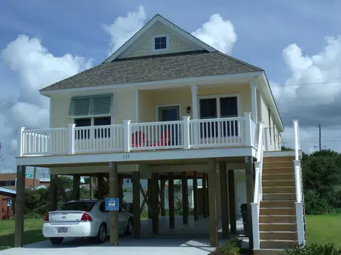 117 E Bogue Blvd, Atlantic Beach, NC 28512 photo 1