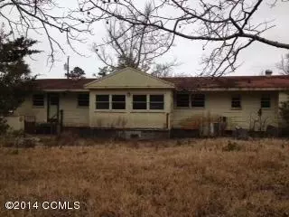 305 Croaker St, Davis, NC 28524 photo 10