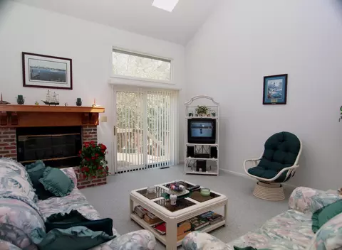 212 Windjammer E, Emerald Isle, NC 28594 photo 6