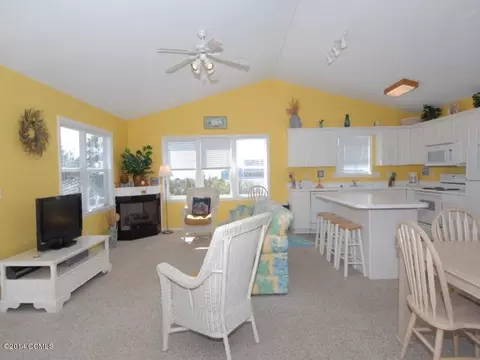 109 Shell Dr, Emerald Isle, NC 28594 photo 8
