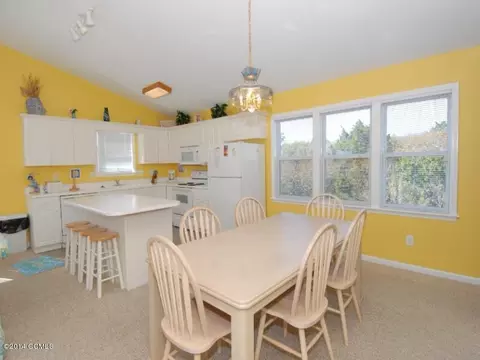 109 Shell Dr, Emerald Isle, NC 28594 photo 7