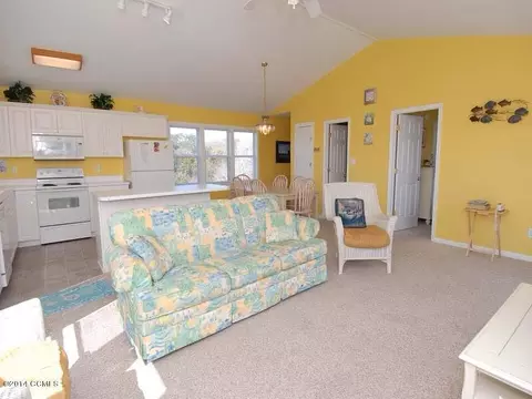 109 Shell Dr, Emerald Isle, NC 28594 photo 6