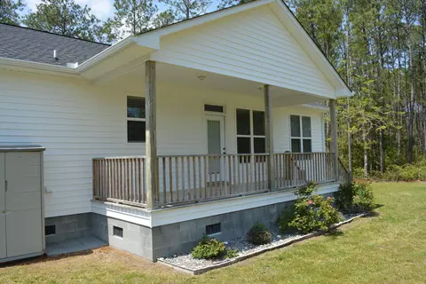 202 Thompson Field Cir, Gloucester, NC 28528 photo 17