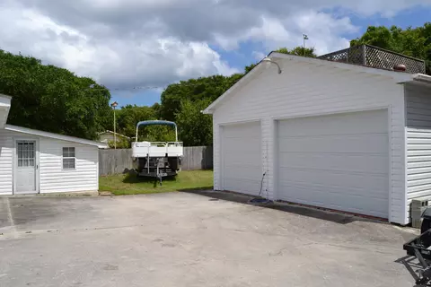 955 Salter Path Rd, Salter Path, NC 28575 photo 19