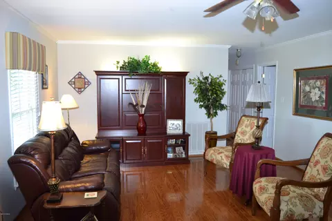 955 Salter Path Rd, Salter Path, NC 28575 photo 4