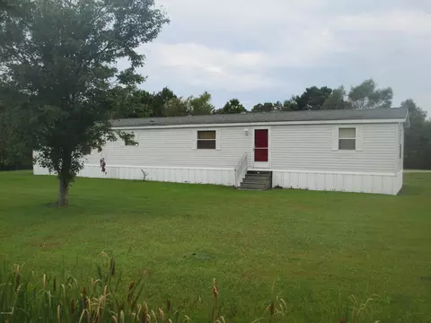200 Mckae Dr, Gloucester, NC 28528 photo 1