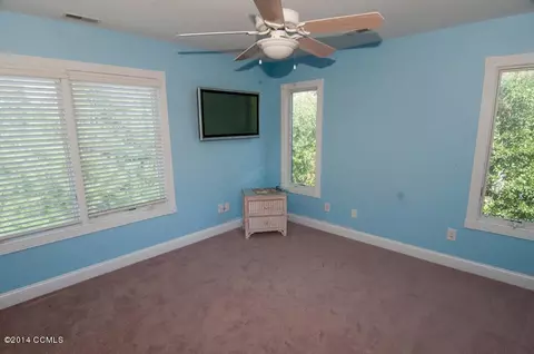 206 Salter Path Rd, Pine Knoll Shores, NC 28512 photo 21