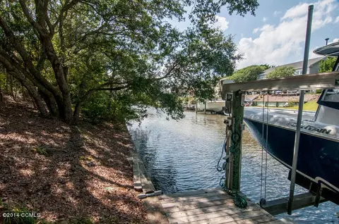 206 Salter Path Rd, Pine Knoll Shores, NC 28512 photo 11