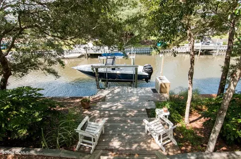206 Salter Path Rd, Pine Knoll Shores, NC 28512 photo 9