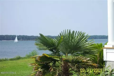 207 Brown St, Marshallberg, NC 28553 photo 26