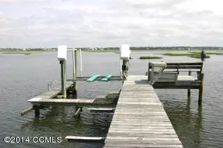9922 Bluff Rd, Emerald Isle, NC 28594 photo 2