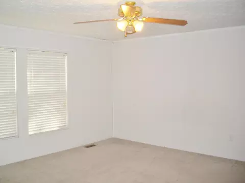 224 Pelican Dr, Atlantic Beach, NC 28512 photo 9