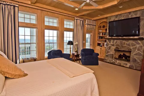 215 Salter Path Rd, Pine Knoll Shores, NC 28512 photo 21