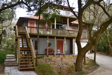 136 Salter Path Rd, Pine Knoll Shores, NC 28512 photo 1