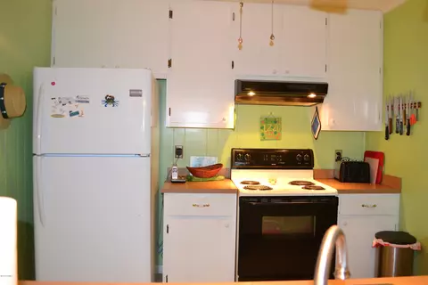 136 Salter Path Rd, Pine Knoll Shores, NC 28512 photo 18