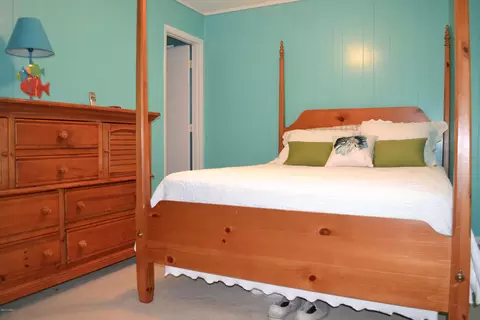 136 Salter Path Rd, Pine Knoll Shores, NC 28512 photo 9