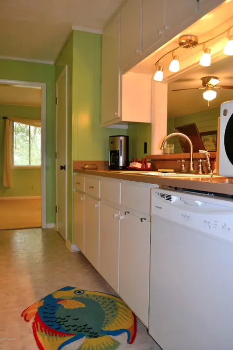 136 Salter Path Rd, Pine Knoll Shores, NC 28512 photo 19
