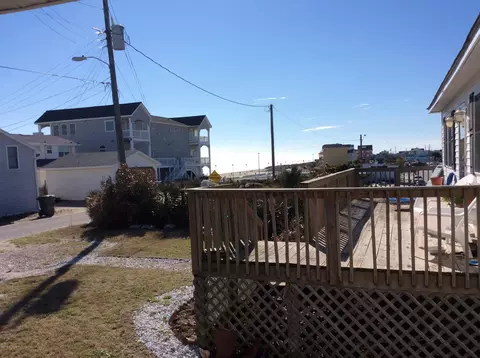 109 Boardwalk Dr E, Atlantic Beach, NC 28512 photo 27