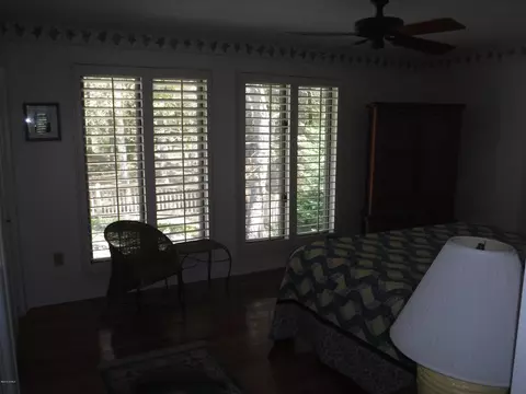 149 Oakleaf Dr, Pine Knoll Shores, NC 28512 photo 12