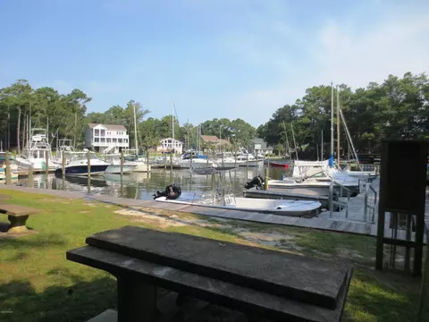 113 Willow Rd, Pine Knoll Shores, NC 28512 photo 19