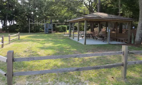 113 Willow Rd, Pine Knoll Shores, NC 28512 photo 36