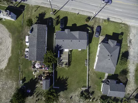 304 Fort Macon Rd E, Atlantic Beach, NC 28512 photo 6