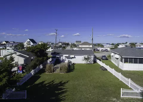 304 Fort Macon Rd E, Atlantic Beach, NC 28512 photo 7