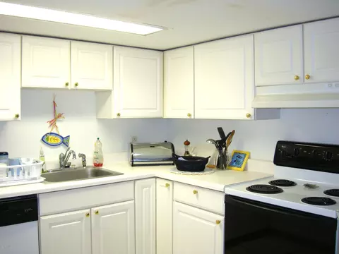 211 E Terminal Blvd, Atlantic Beach, NC 28512 photo 23
