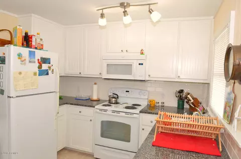 211 E Terminal Blvd, Atlantic Beach, NC 28512 photo 7