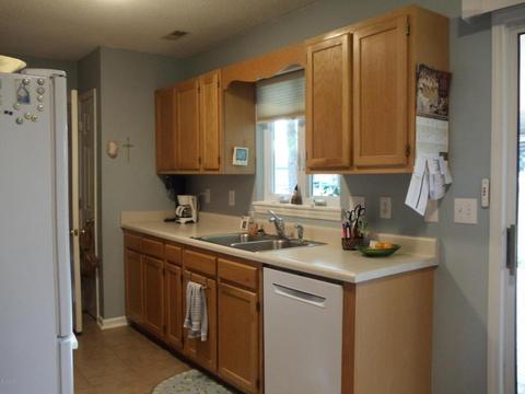 323 Riggs Rd, Hubert, NC 28539 photo 16